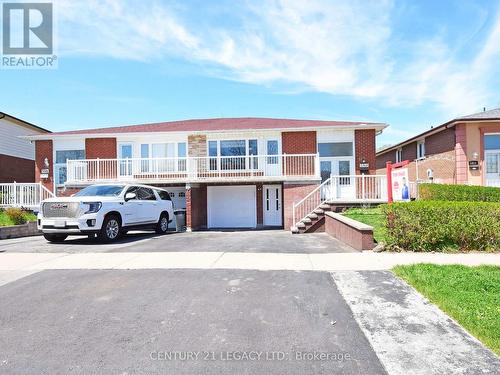 3368 Chipley Crescent, Mississauga, ON - Outdoor