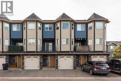 877 Mt Sundance Manor W  Lethbridge, AB T1J 1X5