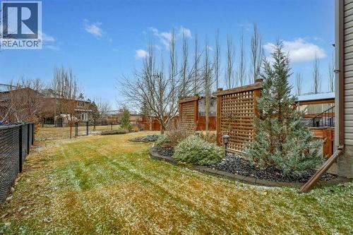 We like big yards and we cannot LIE - 199 Cranarch Landing Se, Calgary, AB - Outdoor