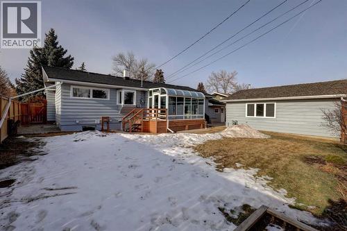36 Glenview Drive Sw, Calgary, AB - Outdoor