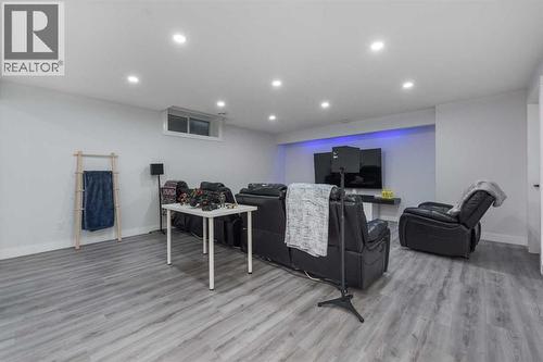 76 Evanspark Circle Nw, Calgary, AB - Indoor