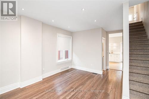 319 Hunter Street W, Hamilton, ON - Indoor Photo Showing Other Room