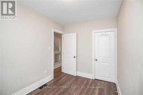 319 Hunter Street W, Hamilton, ON - Indoor Photo Showing Other Room