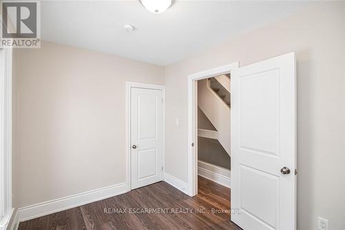 319 Hunter Street W, Hamilton, ON - Indoor Photo Showing Other Room