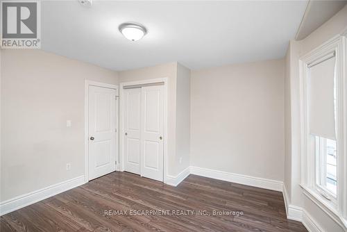 319 Hunter Street W, Hamilton, ON - Indoor Photo Showing Other Room