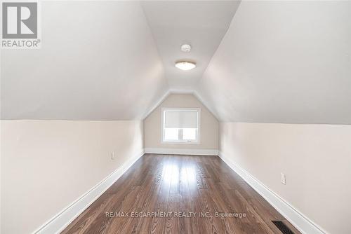 319 Hunter Street W, Hamilton, ON - Indoor Photo Showing Other Room