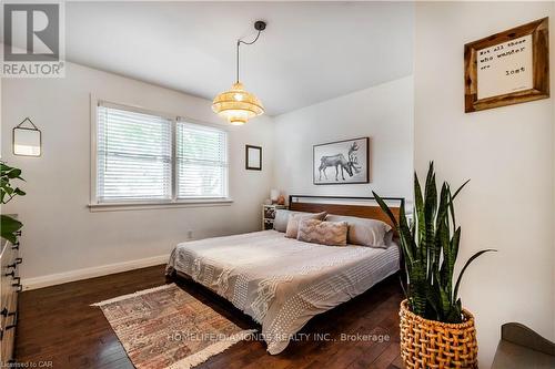 107 Ellis Crescent, Waterloo, ON - Indoor Photo Showing Bedroom
