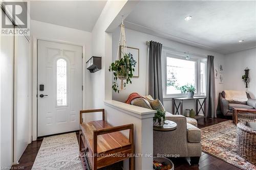 107 Ellis Crescent, Waterloo, ON - Indoor