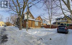 Backyard/Parking - 