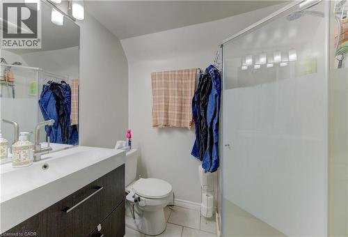 Unit 1 - 61 Waterloo Street, Kitchener, ON - Indoor Photo Showing Bathroom