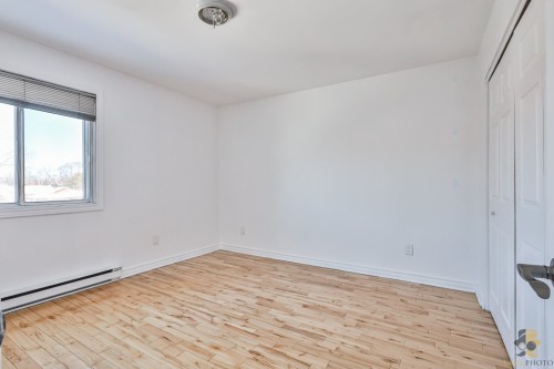 Chambre à coucher - 144 Ch. De La Lorraine, Laval (Pont-Viau), QC - Indoor Photo Showing Other Room