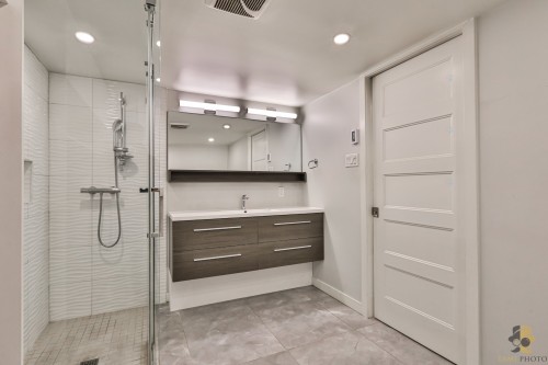 Salle de bains - 144 Ch. De La Lorraine, Laval (Pont-Viau), QC - Indoor Photo Showing Bathroom