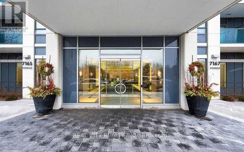 407 - 7167 Yonge Street, Markham, ON - Outdoor