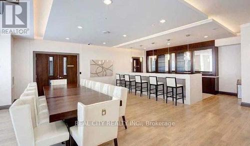 407 - 7167 Yonge Street, Markham, ON - Indoor Photo Showing Dining Room