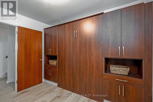 765 Wesley Street, Burlington, ON - Indoor Photo Showing Other Room