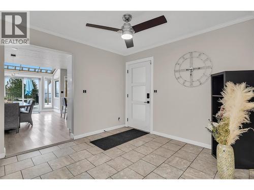 2535 Winnipeg Road, West Kelowna, BC - Indoor Photo Showing Other Room