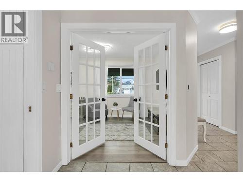 2535 Winnipeg Road, West Kelowna, BC - Indoor Photo Showing Other Room