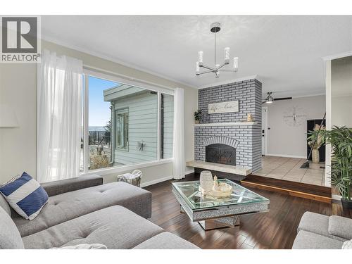 2535 Winnipeg Road, West Kelowna, BC - Indoor Photo Showing Living Room With Fireplace