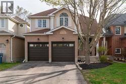 9 GAW Crescent  Guelph, ON N1L 1H8