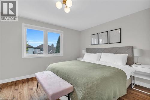 9 Gaw Crescent, Guelph, ON - Indoor Photo Showing Bedroom