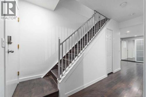 5503 Strathcona Hill Sw, Calgary, AB 