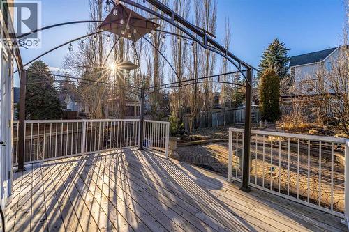 5503 Strathcona Hill Sw, Calgary, AB 