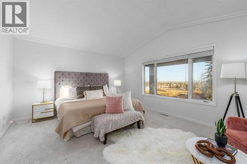 5503 Strathcona Hill Sw, Calgary, AB - Indoor Photo Showing Bedroom