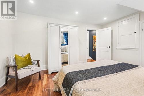 68 Vaughan Street, Ottawa, ON - Indoor Photo Showing Bedroom