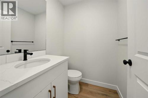 57 Pinnacle Close, Blackfalds, AB - Indoor Photo Showing Bathroom