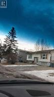 649 Pineland Road NE  Calgary, AB T1Y 3L5