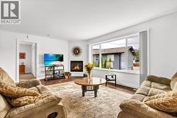 Bright living room - 