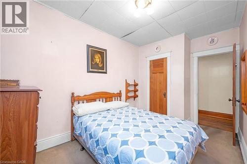 31 1/2 Garside Avenue N, Hamilton, ON - Indoor Photo Showing Bedroom