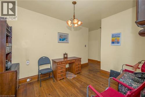 31 1/2 Garside Avenue N, Hamilton, ON - Indoor