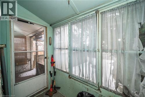 31 1/2 Garside Avenue N, Hamilton, ON - Indoor