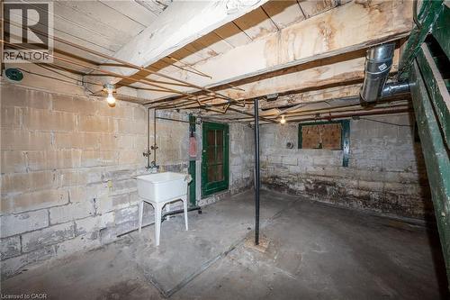 31 1/2 Garside Avenue N, Hamilton, ON - Indoor