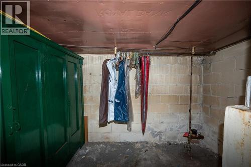 31 1/2 Garside Avenue N, Hamilton, ON - Indoor With Storage