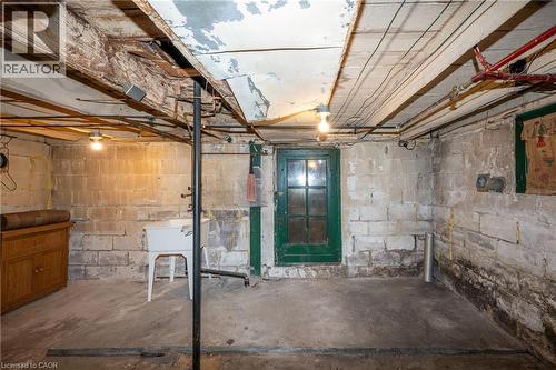 31 1/2 Garside Avenue N, Hamilton, ON - Indoor Photo Showing Basement