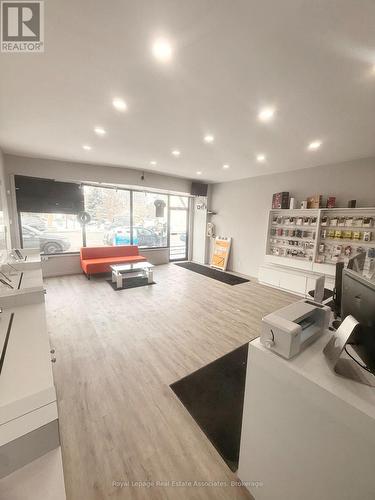 237 Lakeshore Road E, Mississauga, ON 