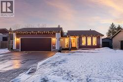 70 Wood Lily DRIVE  Moose Jaw, SK S6J 1E2