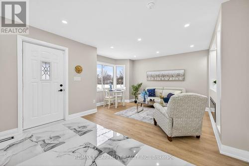 150 Brucedale Avenue E, Hamilton, ON - Indoor