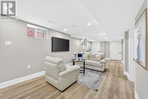 150 Brucedale Avenue E, Hamilton, ON - Indoor Photo Showing Other Room