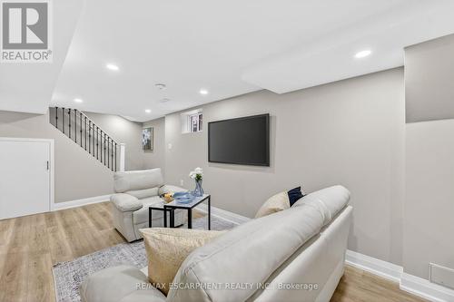 150 Brucedale Avenue E, Hamilton, ON - Indoor