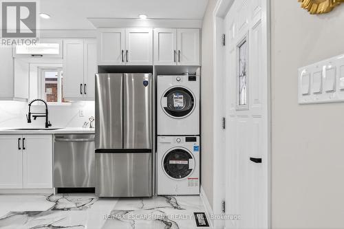 150 Brucedale Avenue E, Hamilton, ON - Indoor Photo Showing Laundry Room