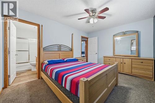 Master BED - 218 Tarawood Place Ne, Calgary, AB - Indoor Photo Showing Bedroom