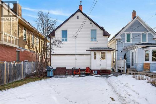 Backyard - 414 12 Avenue Nw, Calgary, AB - Outdoor