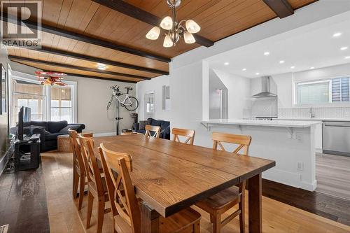 414 12 Avenue Nw, Calgary, AB - Indoor Photo Showing Dining Room