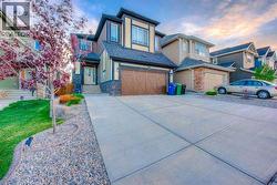 53 Sherwood Square NW  Calgary, AB T3R 0R9