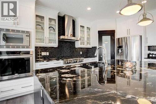 53 Sherwood Square Nw, Calgary, AB - Indoor Photo Showing Kitchen With Upgraded Kitchen