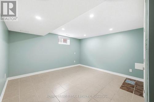 2171 Martha Avenue, Ottawa, ON - Indoor