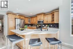 Lots of extra seating - 